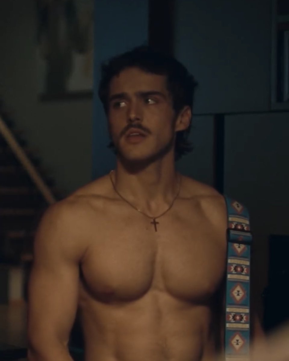 infocharlieg_'s tweet photo. Charlie Gillespie como Jackson no filme “Amores à Parte” (Splitsville) 🔥 Estreia dia 21 de agosto nos cinemas brasileiros! 🧡 https://t.co/ypwYVVzypT