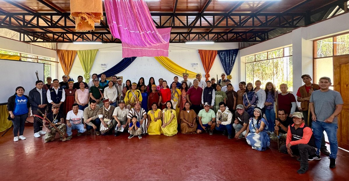 UNESCOperu's tweet image. 📢 El 24 de julio, en Tsachopen, #Oxapampa (#Pasco), con apoyo del #ProyectoAmazonia, se conformó el Grupo Técnico de Interés (GTI) de Pueblos Indígenas, espacio clave para garantizar la participación de pueblos Yánesha y Asháninka en la #BIOAY.

🔗 t.ly/N47eV