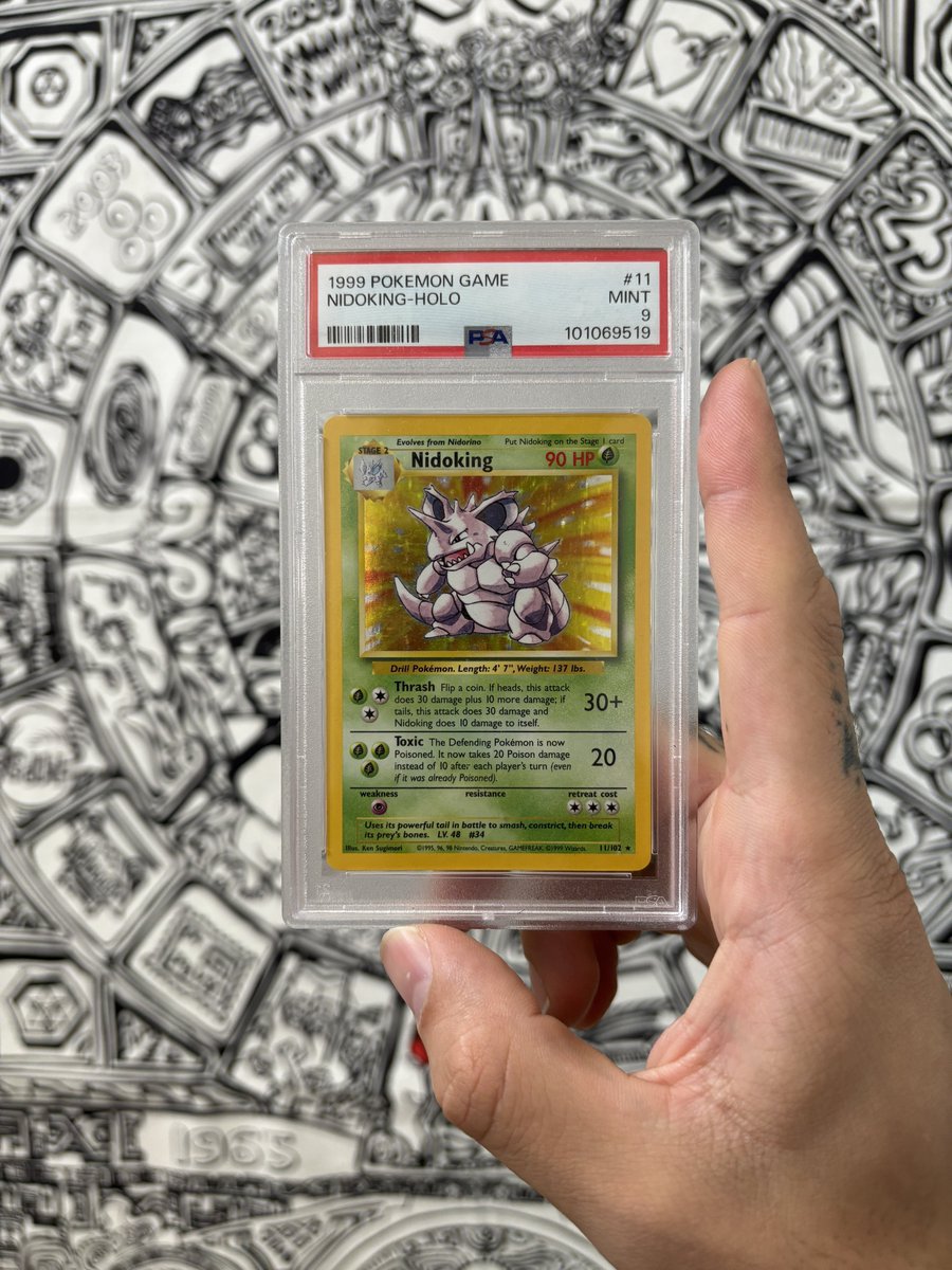 FlockMastaMon's tweet photo. It’s about time I do a real giveaway for all you fine people. Pulled and graded by me last December 😇 

Follow me
Like &amp; rt 
Comment your favorite pokemon video game for an extra entry! 

Winner picked Friday 8/15 https://t.co/WUwqY3uI2a