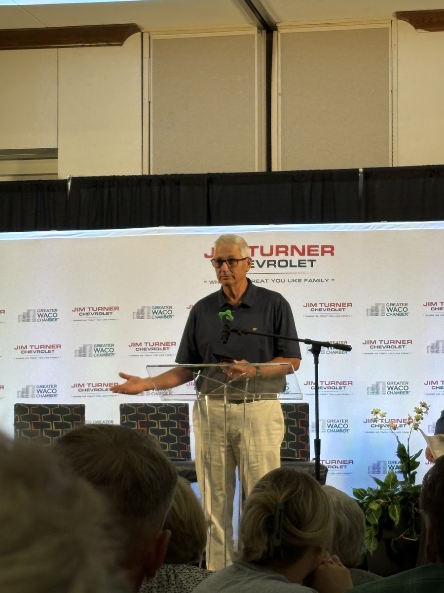Congratulations to former Lorena Head Football coach and AD Ray Biles on receiving the Dave Campbell Award at the Baylor Kick Off luncheon celebrating Biles' outstanding career and the impact he had at Lorena.

We are proud of you coach!

#TheLeopardWay
