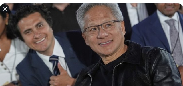 .<a href="/nvidia/">NVIDIA</a>  and <a href="/AMD/">AMD</a> have agreed to share a percentage of their revenues from chip sales to China with the U.S. government, as part of a deal to secure export licenses for the semiconductors.  apnews.com/article/nvidia… 
#Nvidia #AMD #semiconductors #export