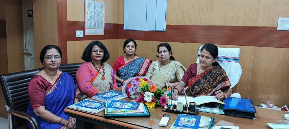 Manasmita Khuntia (@manasmitak) on Twitter photo ରାଜ୍ୟ ଶିଶୁ ଅଧିକାର ସୁରକ୍ଷା କମିଶନର ସଦସ୍ଯା ଭାବେ ଦାୟିତ୍ୱ ନେଇ ଆମର ପ୍ରିୟ ମାନନୀୟ ମୁଖ୍ୟମନ୍ତ୍ରୀ <a href="/MohanMOdisha/">Mohan Charan Majhi</a> ଙ୍କୁ ସାକ୍ଷାତ କରି ଆଶୀର୍ବାଦ ନେଲୁ।
<a href="/CMO_Odisha/">CMO Odisha</a> ରାଜ୍ୟ ଶିଶୁ ଅଧିକାର ସୁରକ୍ଷା କମିଶନର ସଦସ୍ଯା ଭାବେ ଦାୟିତ୍ୱ ନେଇ ଆମର ପ୍ରିୟ ମାନନୀୟ ମୁଖ୍ୟମନ୍ତ୍ରୀ <a href="/MohanMOdisha/">Mohan Charan Majhi</a> ଙ୍କୁ ସାକ୍ଷାତ କରି ଆଶୀର୍ବାଦ ନେଲୁ।
<a href="/CMO_Odisha/">CMO Odisha</a>