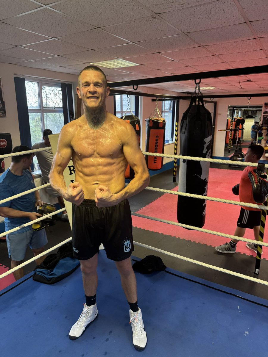 Fight Week and Ready to go 🥊🥊 Merthyr Mexican <a href="/gavin1gwynne/">gavin gwynne</a> 🇲🇽🏴󠁧󠁢󠁷󠁬󠁳󠁿 <a href="/letsgomanage/">LetsGoManagement</a> <a href="/Leeeaton88/">Lee Eaton</a> <a href="/TheLockettMan/">Gary Lockett</a> <a href="/EmpireProTape/">EMPIRE PRO TAPE</a>