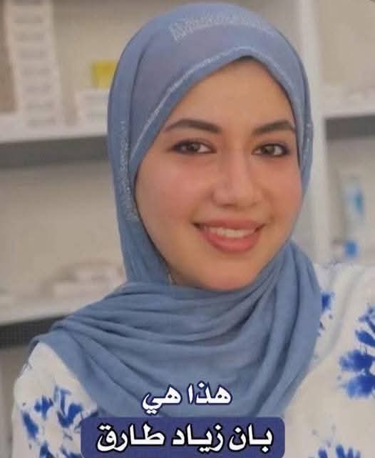 zainab_jwad87's tweet photo. حقوق المرأة العراقية بين المطرقة والسندان

قبل أيام ليست ببعيدة، سمعنا عن جريمة مروعة هزّت الشارع العراقي، وهي مقتل الدكتورة البصرية بان زياد بطريقة أكثر من وحشية، ولا يزال القاتل مجهولًا حتى اللحظة.

فلنتوقف عند هذه النقطة:
ما هو موقف الأم؟ وكيف تعاملت مع مصاب ابنتها؟
وما هو موقف الأب؟ وهل دافع فعلًا عن حقوق ابنته المغدورة؟
ثم ما هو موقف الأقرباء، والأصدقاء، والجيران، والمجتمع عمومًا؟

لقد كان موقف العائلة صادمًا، بل وأكثر إيلامًا على المغدورة من تقطيع يديها وأعضائها التناسلية، ومن تفاصيل القتل الوحشية نفسها.

كل إيحاءات الأم، ولغة جسدها، كانت تصرخ بمحاولة إبعاد الشبهة عن القاتل، وتحميل المغدورة مسؤولية مقتلها، بادعاء أنها "انتحرت"! وهنا نُدرك أن الأم الذكورية قد تكون أكثر خطرًا على ابنتها من مجتمع الغاب ووحوشه الكاسرة.

أما لغة جسد الأب، فكانت تحاول إخفاء قصة عظيمة، موغلة في الوحشية، قصة تقديم تلك الأنثى قربانًا أمام آلهة الوهم، والتفكير المنحرف.والسكوت من اجل تغذية العرف الاجتماعي البائس .اذ كيف لجثة تلفظ أنفاسها الأخيرة أن تكتب على باب الحمام "أريد الله"؟!
أي انعدام تشخيص هذا؟! وأي خروج عن المنطق والمسار؟!
لم يكسر حاجز الصمت، ولم يحكِ القصة المروعة، إلا نظرات الأخت اليائسة، وهي تراوغ كي لا تبوح، ولكن صمتها المكسور كان يخبرنا أن المغدورة قُتلت مرتين:
مرة على يد الجاني،
ومرة أخرى على يد العائلة، التي تبنت الصمت، وهدر حق بان، ومنعت أصابع الاتهام من أن تشير إلى أي أحد سواها!

فهل سيُهدر حقها للمرة الثالثة على يد الجهات التحقيقية؟
وهل ستُعلن قضيتها كـ"حالة انتحار" وتُوضع أوراق الدعوى في الأدراج المظلمة، كحال من سبقنها من المغدورات؟
وهل سيلعب الدولار لعبته الشهيرة ويغلق القضية إلى الأبد؟
أم سيكون للعدالة وجهٌ آخر هذه المرة؟!