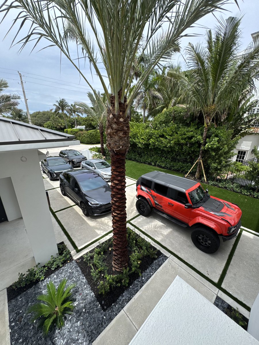 BellaHomesUS's tweet photo. A recap of last weekend’s Open House at 6107 N Ocean Blvd. https://t.co/IAiQ6gK9g6