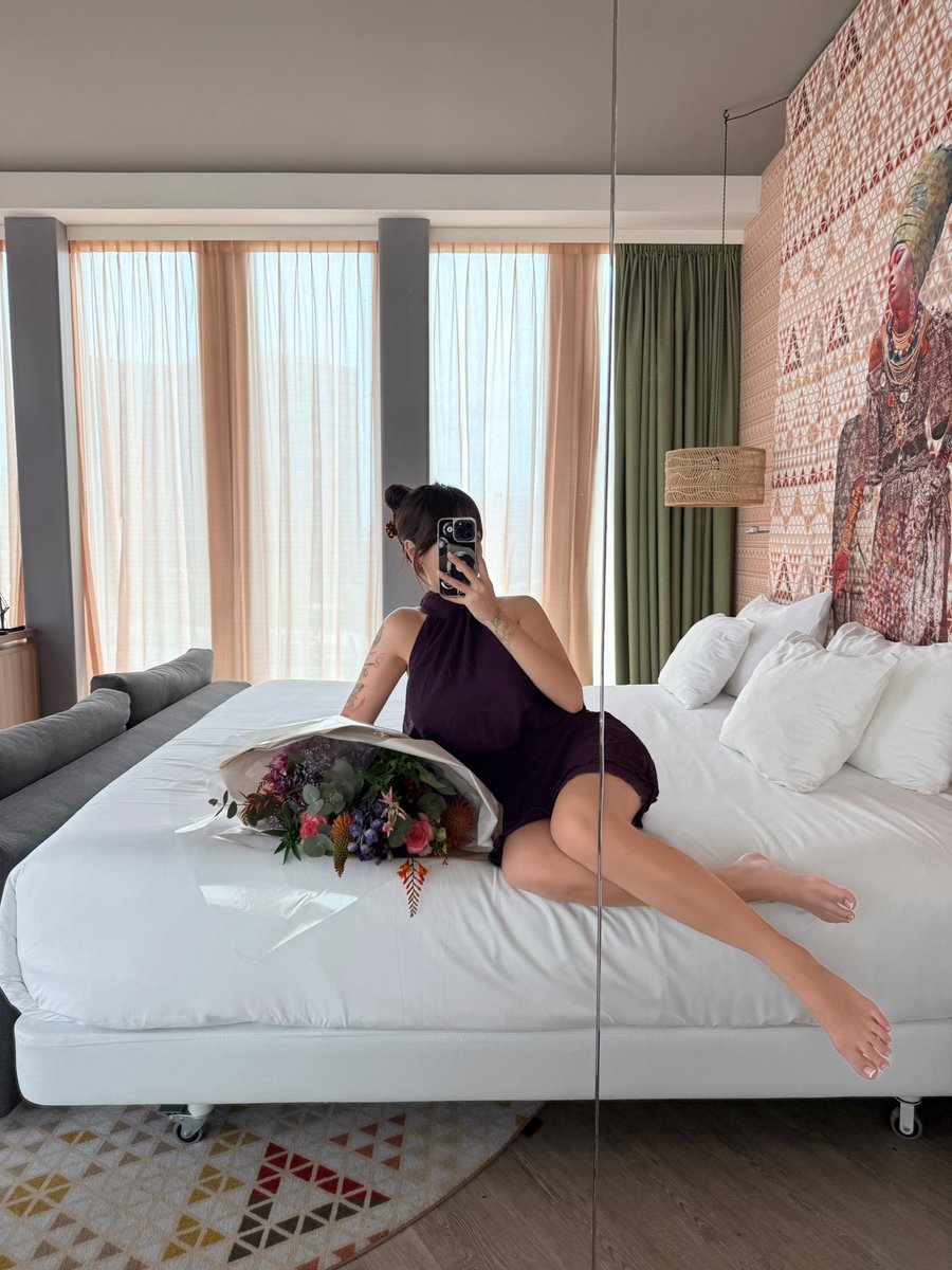 DaddyMeraki's tweet photo. I’m a spoiled Domme gf no matter where I go. https://t.co/S8gFqoKdGy