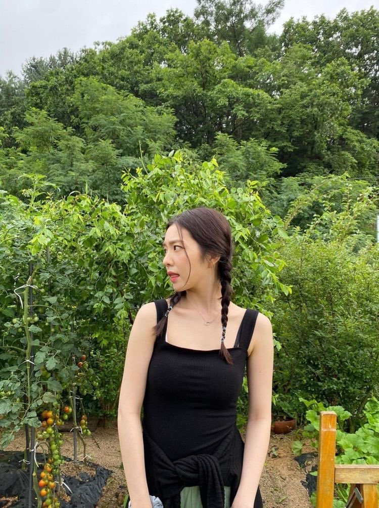 talkingtomoon_'s tweet photo. Helllooooo j’aimerai revenir et me faire des amis, avoir de nouveaux proches et m’amuser ! 
N’hésitez pas à rt et à like pour un dm ! Merciiii🌷 https://t.co/2HEoYnlbPy