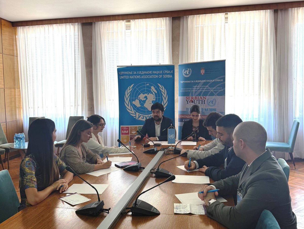 YouthDelegateRS's tweet photo. Održan je 8. avgusta intervju sa Komisijom za izbor #OmladinskiDelegatiUN 2025/26. 🇷🇸🇺🇳
U komisiju su bili predstavnici @unaserbia, @MFASerbia, Ministarstva omladine, @KOMSmladi, @AsocijacijaKZM, @opens2019 i @YouthDelegateRS.
Uskoro će biti proglašeni izabrani #UNYouthDelegates! https://t.co/cmAhlEiKcL