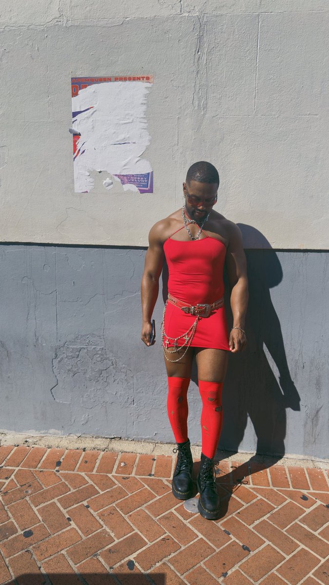 Another man in a red dress for you to be upset about ❤️