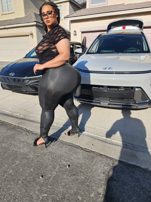 Watch WintarRose's leaked NSFW photo on TwXstars