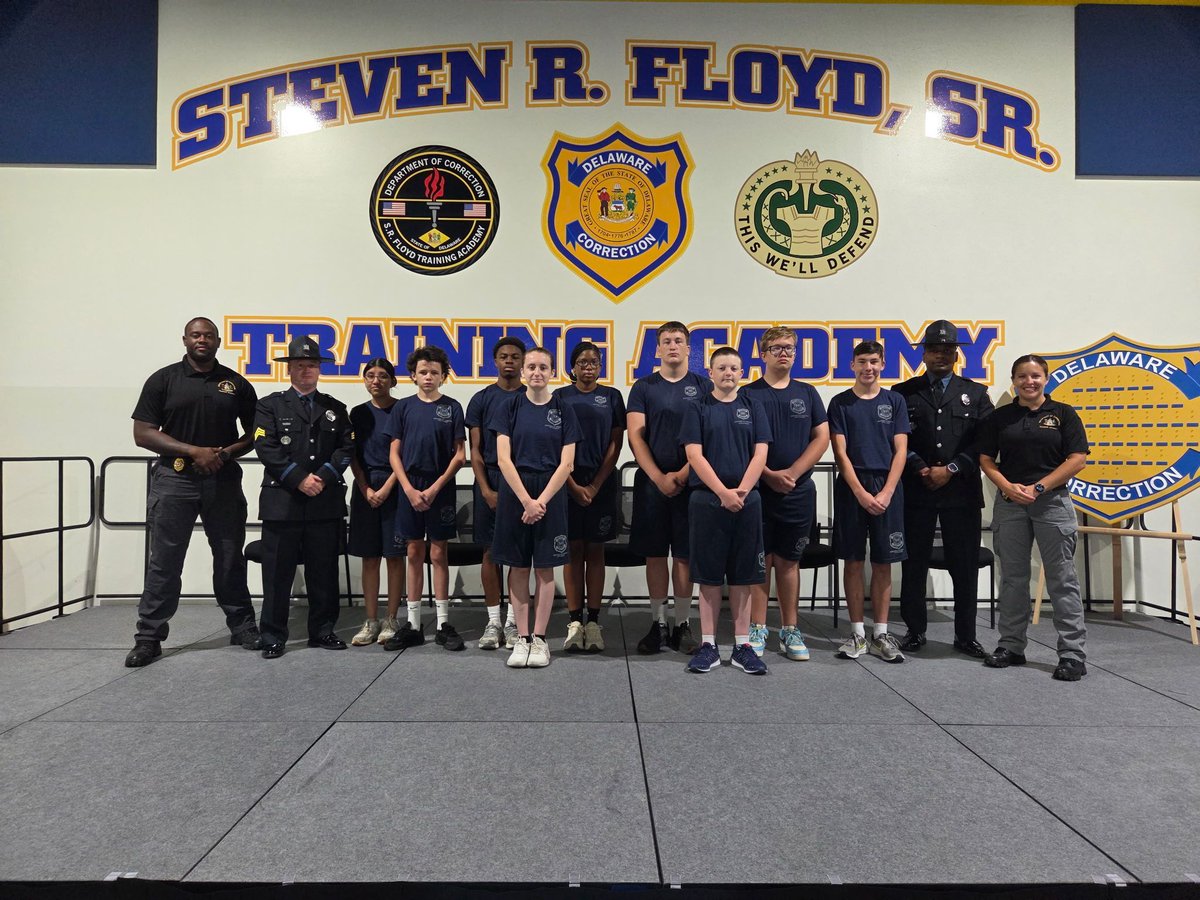 DECorrection's tweet image. Last week, this incredible group of teens (ages 14-17) got a firsthand look into the world of corrections. Huge shoutout to the dedicated staff at the Steven R. Floyd Sr. Training Academy for making the Youth Academy possible. 👏👏👏 #DelawareDOC #DOCYouthAcademy #FutureLeaders