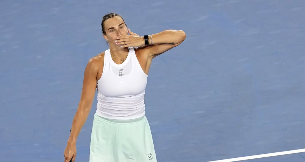World #1 and defending champion Aryna Sabalenka survives a fantastic battle against former US Open champ Emma Raducanu 7-6(4), 4-6, 7-6(5) to reach the last 16 in Cincinnati.

3h09, simply fantastic.

One of the best matches of Raducanu's career. Getting better and better.