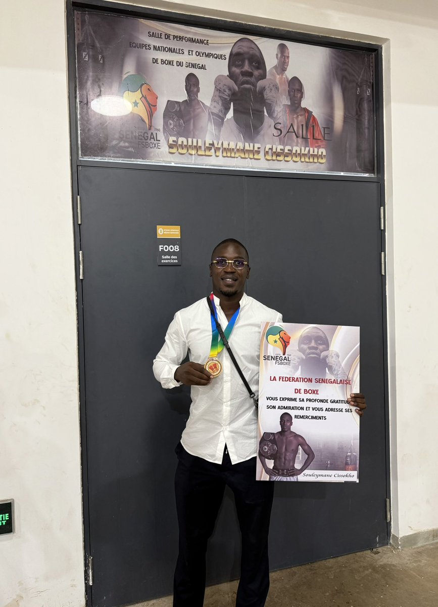 Merci à la Fédération Sénégalaise de boxe, pour cet honneur, en nommant la salle Souleymane Cissokho. Dans un mythique stade portant le nom du grand Léopold Sédar Senghor. C’est une immense fierté 🇸🇳