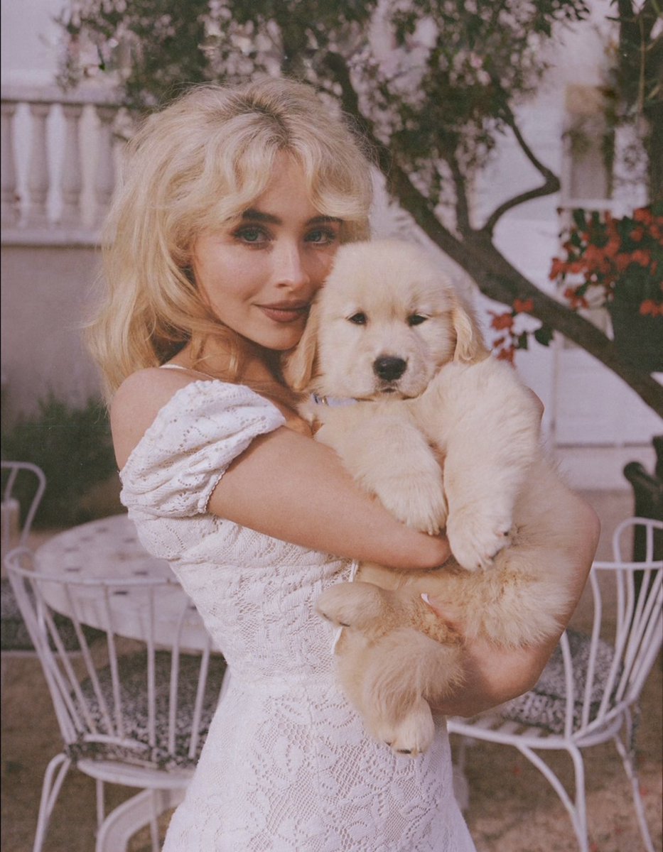 ᅠᅠᅠᅠ
ᅠᅠᅠᅠ
⠀ ⠀ ⠀ ⠀ ( 📸 ) : INSTRAGRAM STORY.
⠀ ⠀ ⠀ ⠀ whatsuptaytay.⠀ just posted a story.
⠀ ⠀ ⠀ ⠀ « holidays with my good boy 🖤 »
ᅠᅠᅠᅠ
ᅠᅠᅠᅠ