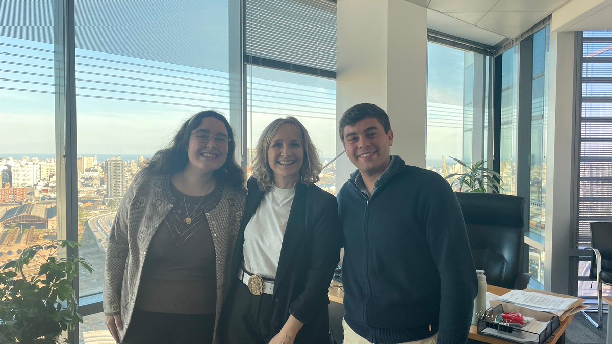Gonzalo Gomez (@gonzalogomez03) on Twitter photo Junto a Genesis de <a href="/UnidosxelBarrio/">Unidos Por El Barrio</a> nos reunimos con la Directora de Ántel <a href="/lauraraffo/">Laura Raffo</a> para presentarle la propuesta de espacios accesibles para que personas con hipersensibilidad sensorial, TEA y trastornos de ansiedad puedan presenciar los espectáculos deportivos.
Gracias por Junto a Genesis de <a href="/UnidosxelBarrio/">Unidos Por El Barrio</a> nos reunimos con la Directora de Ántel <a href="/lauraraffo/">Laura Raffo</a> para presentarle la propuesta de espacios accesibles para que personas con hipersensibilidad sensorial, TEA y trastornos de ansiedad puedan presenciar los espectáculos deportivos.
Gracias por