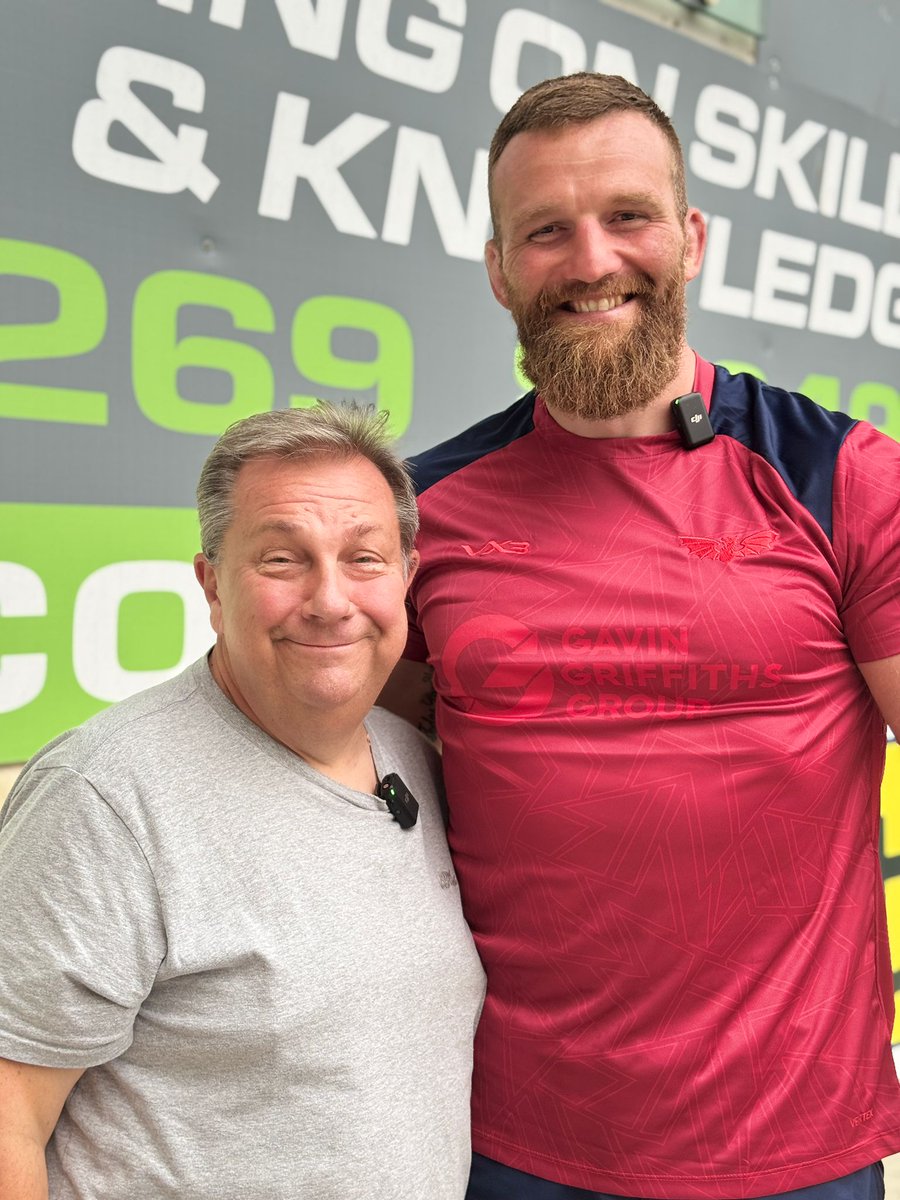 KevJohnscymru's tweet photo. Great fun filming with #JakeBall for Cks at @scarlets_rugby with #waffle What a lovely man but very tall! Wishing Jake well for the season. https://t.co/Xegj2p1lPk