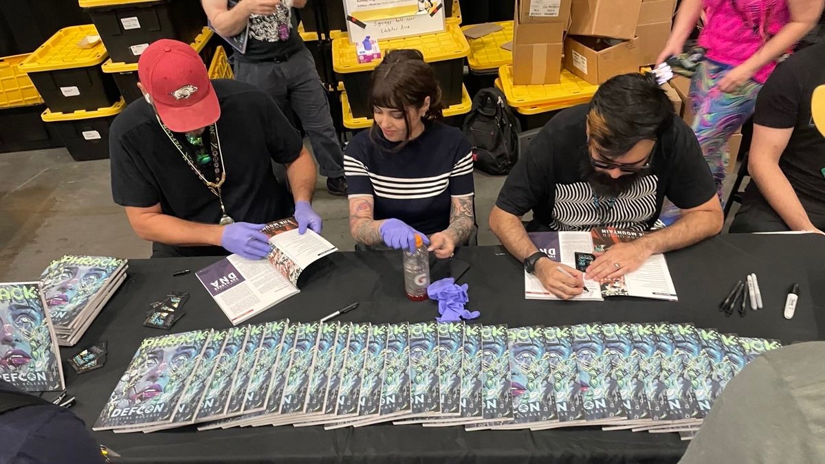 jamichaelzap's tweet image. This is my favorite picture from the signing. We are super nerds.