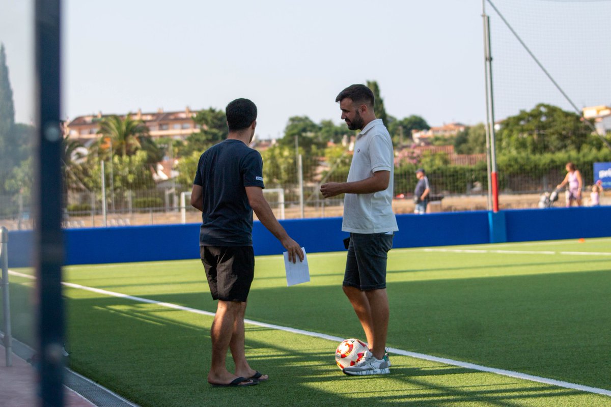 🥵 Oɴᴀᴅᴀ ᴅᴇ ᴄᴀʟᴏʀ?

🌊 L'ᴏɴᴀᴅᴀ ᴀ Mɪᴄᴀʟᴏ́.