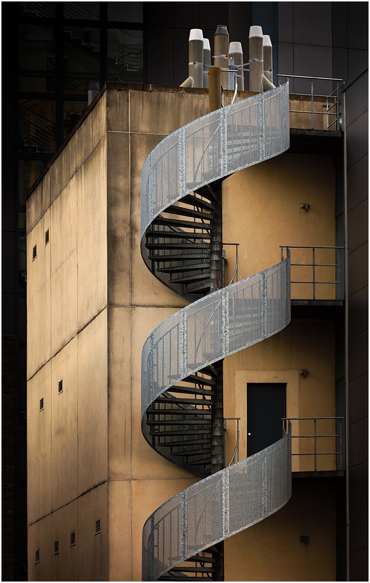 Was great to catch up with friends tonight, we will definitely be back more regularly to talk photography and to have a bit of fun.

Until then, keep making the photos that makes you happy!!!

📷💬