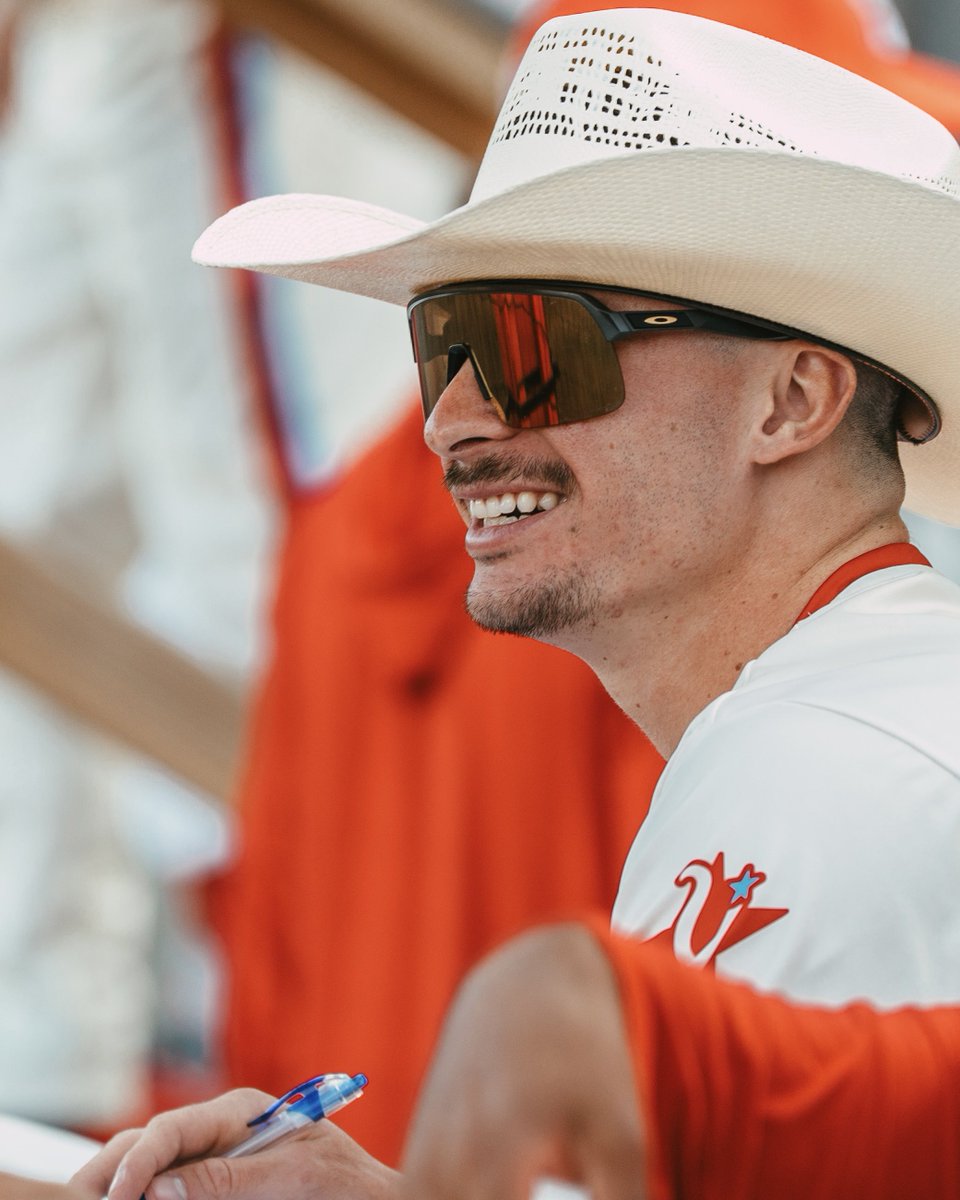 Florence Y’alls tweet media