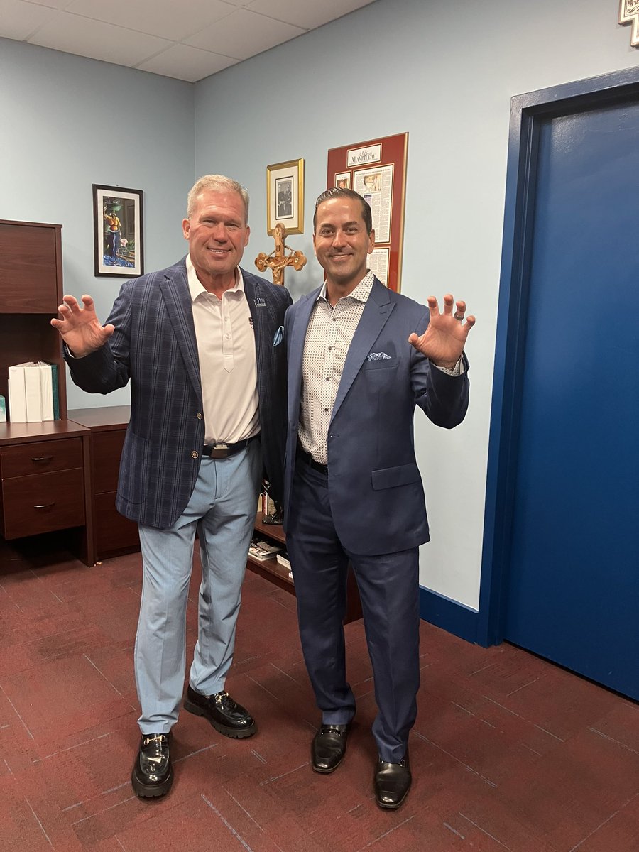 STUPrez's tweet photo. Great to have Sergio Tigera on campus today for a meeting and conversation.
Always a pleasure connecting with leaders who share our passion for excellence and impact.
@SergioTigera
#STUProud #LeadershipInAction #STUConnections https://t.co/WXdGXqXVzU