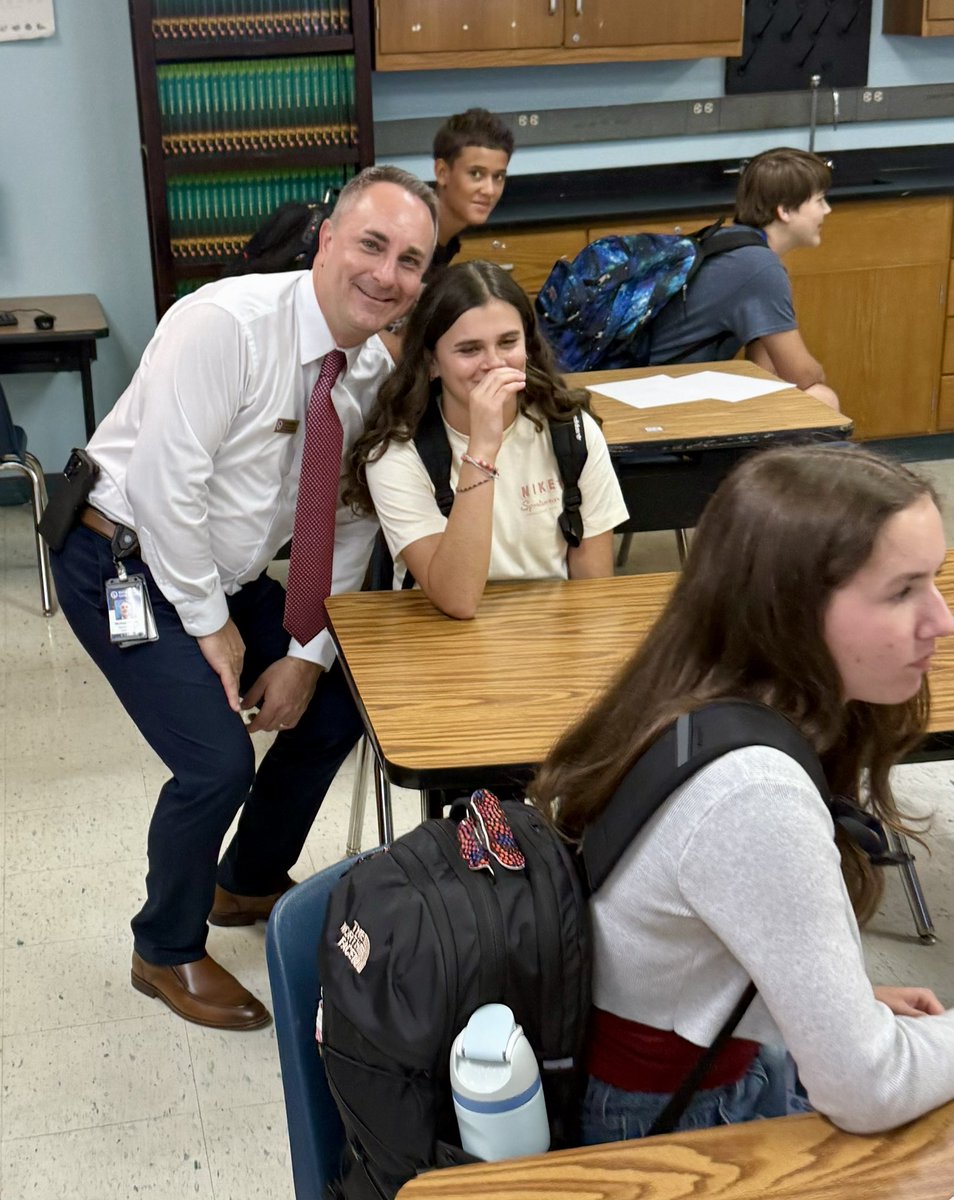 SuptMMaine's tweet photo. First day of school = first opportunity of the year to embarrass my daughter while doing my campus rounds… and yes, I took it. 😎📚💪 #DadPrivileges #FirstDayFun #MCSDProud https://t.co/a01VPeRlVX