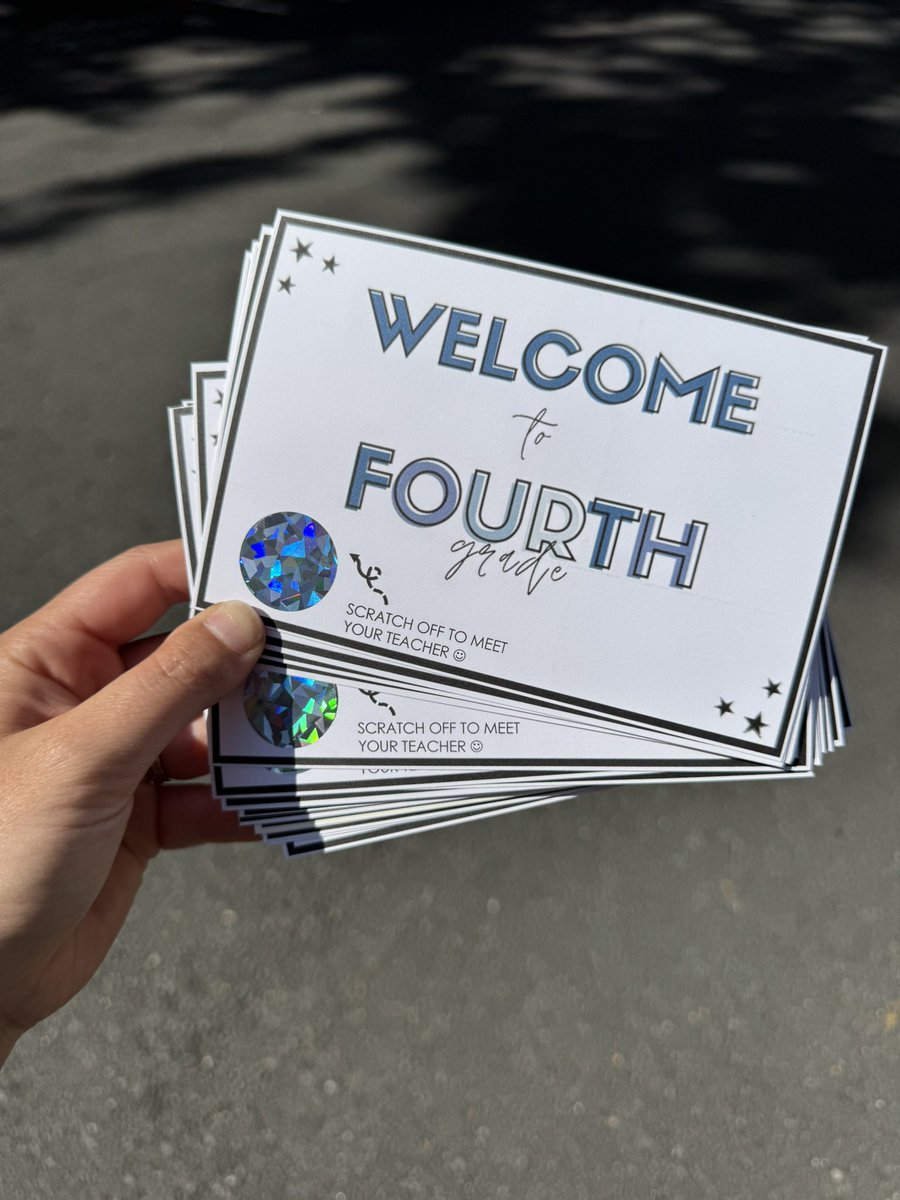 Excited for my new 4th graders to receive these postcards in their mailboxes soon! 💌📫