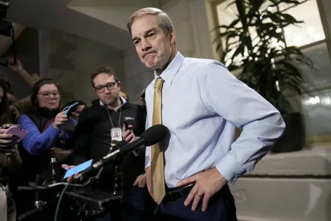 🚨BREAKING: Rep. Jim Jordan calls for Hillary Clinton, Hunter Biden, Joe Biden and AOC to be criminally indicted.

Do you agree Jim Jordan?
A) Yes
B) No