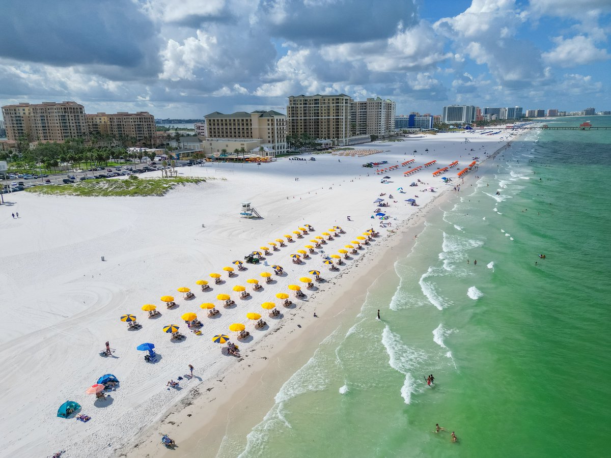 VisitSPC's tweet photo. Copious amounts of sunshine ☑️
Endless white, sandy beaches ☑️
Beautiful, emerald-green waters ☑️

Yup, it's another picture-perfect beach day at Clearwater Beach! 🏖️☀️🌴 #ClearwaterBeach #Florida https://t.co/aYfUqgwuSY