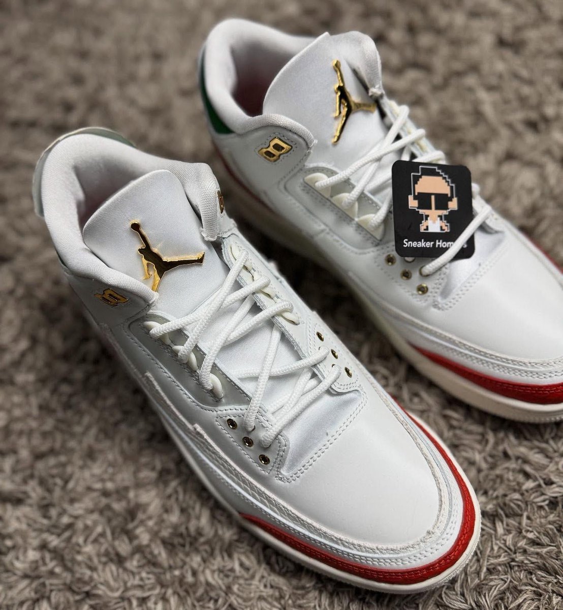 KicksFinder's tweet photo. FIRST LOOK: Air Jordan 3 Retro "Mexico" 🇲🇽

🗓️ September 16th, 2025
📝 IO1752-100 (MENS)
💰 $230 USD
📸 IG: sneakerhomms
💵COP OR 🚮DROP https://t.co/bPDAWlYGxj