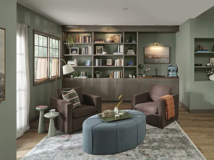 BarbTBryan's tweet image. 2026's Color of the Year picks are in!

Valspar's Warm Eucalyptus: A calming green.

Behr's Hidden Gem: A smoky jade.

Which one suits your style? #Valspar2026 #Behr2026 #ColorOfTheYear