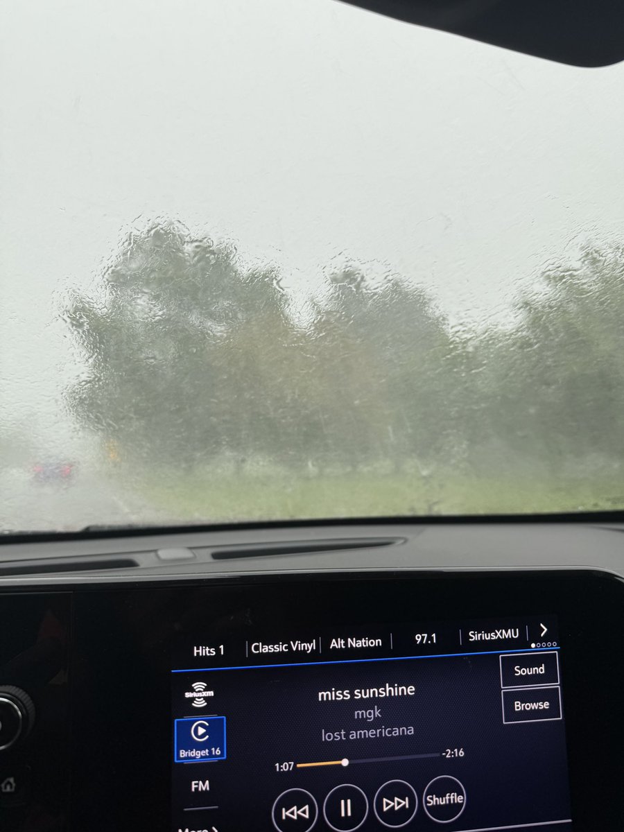 brikis's tweet photo. Caught in a hail storm…may as well listen to some @machinegunkelly while I wait https://t.co/PsmKOSGiBj