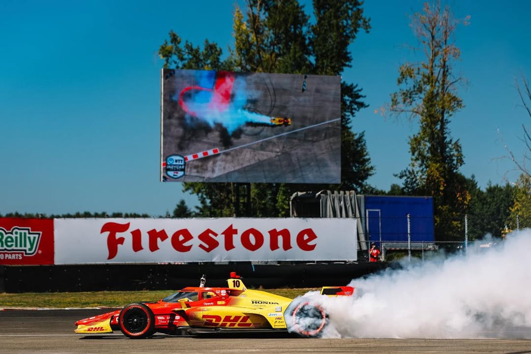 🏆 O fim de semana do automobilismo foi marcado pelo tetracampeonato de Alex Palou na #IndyCar, e vamos comentar tudo HOJE, às 21h, no episódio #147! Além disso, as notícias da #F1 também serão pauta.

➡️ HOJE, AO VIVO ÀS 21H! Venha conosco: youtube.com/watch?v=3DOYkO…