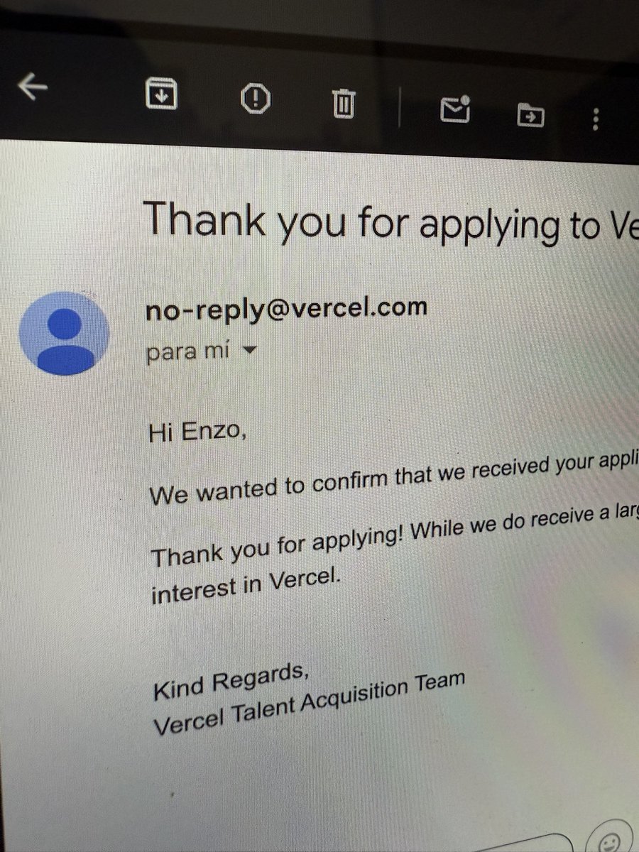 Wish me luck guys!! 

Just applied to <a href="/vercel/">Vercel</a> 

The company created by one of the best paisano 🇦🇷 engineers in the world: <a href="/rauchg/">Guillermo Rauch</a>
