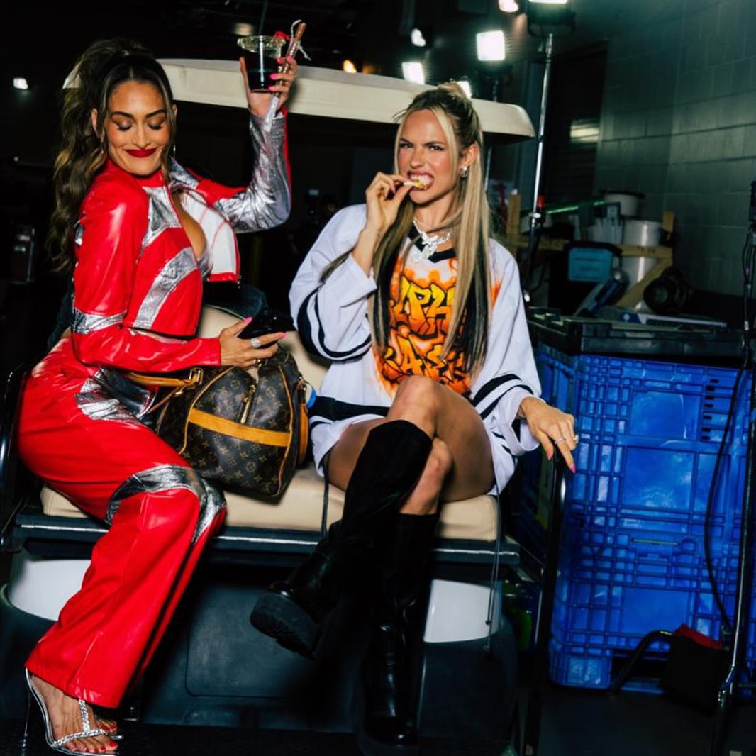 I couldn’t have asked for a better hype woman. Promise I’ll make you and the WWE Universe proud out there tonight. ❤️