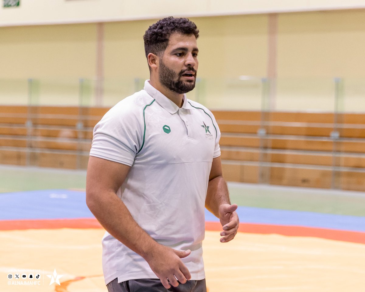 alnajmahfc1960's tweet photo. 🤼| نعود للعمل . استعداد للموسم 💪🏻💚

#نجمة_عنيزة https://t.co/d2ATwWFClc