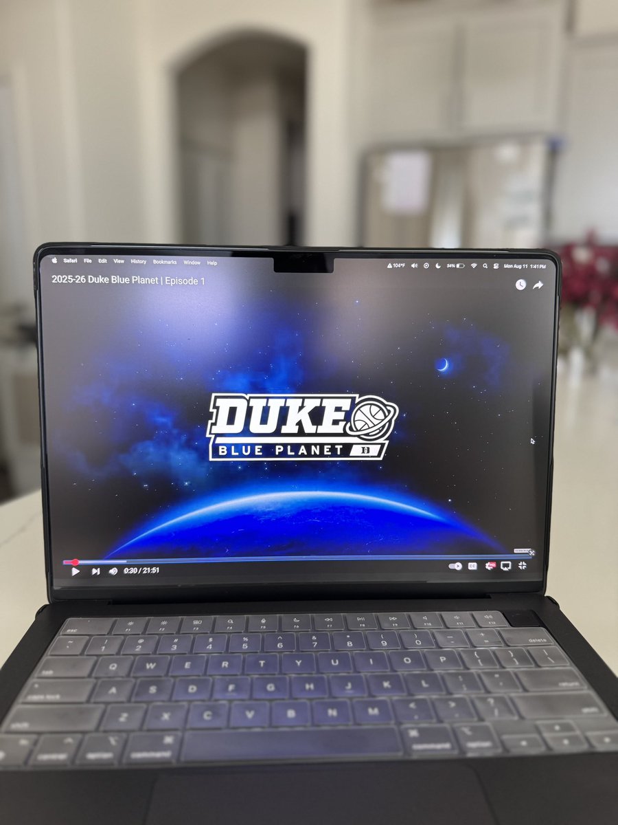 ryan3mccarthy's tweet photo. @DukeMBB great 1st episode! Can’t wait for the next one 😈 https://t.co/UrvSCjYnBg