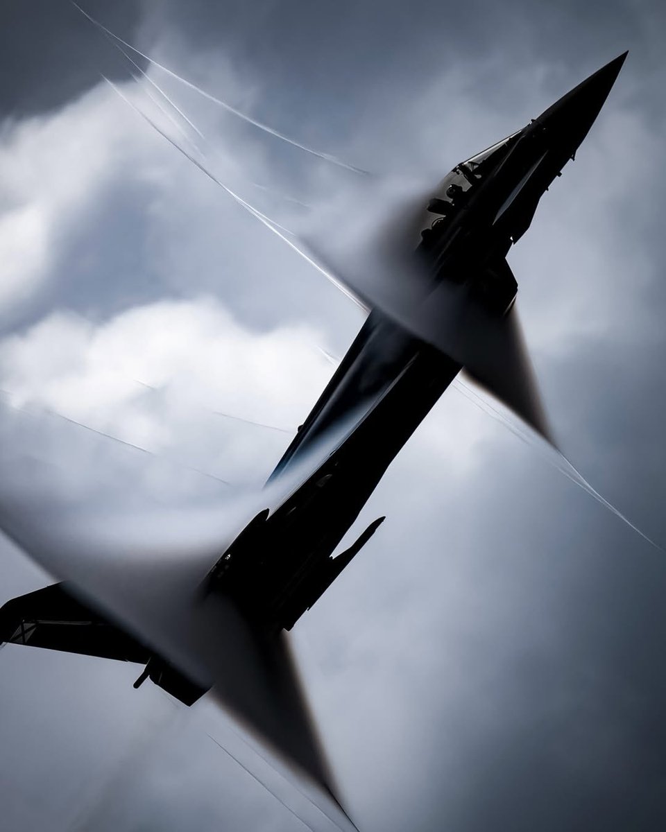 Combat Learjet tweet media