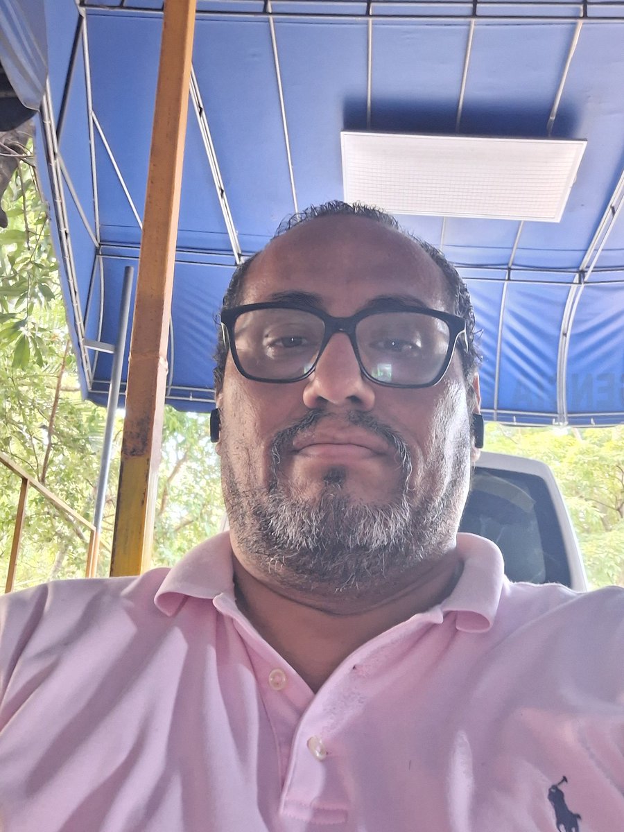 Con dolor en la dulce espera.......