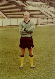 Kibice Lechii mają teraz swojego Karola Nawrockiego. Dla mnie jedyny Nawrocki jakiego imię i nazwisko mógłbym skandować na stadionie to Janusz Nawrocki. <a href="/_GKSKatowice_/">GKS Katowice</a>