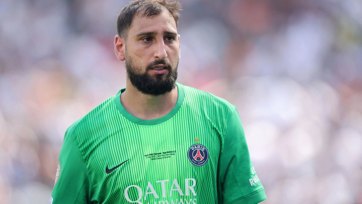 🔴🔵 Donnarumma a tenté un coup de bluff… et il l’a perdu. Il s’est mis tout seul dans cette situation, persuadé d’être au-dessus de tout. Mais le PSG a montré qu’il avait changé, en le mettant face à ses responsabilités et en réagissant.

Pas question d’entrer dans son jeu :