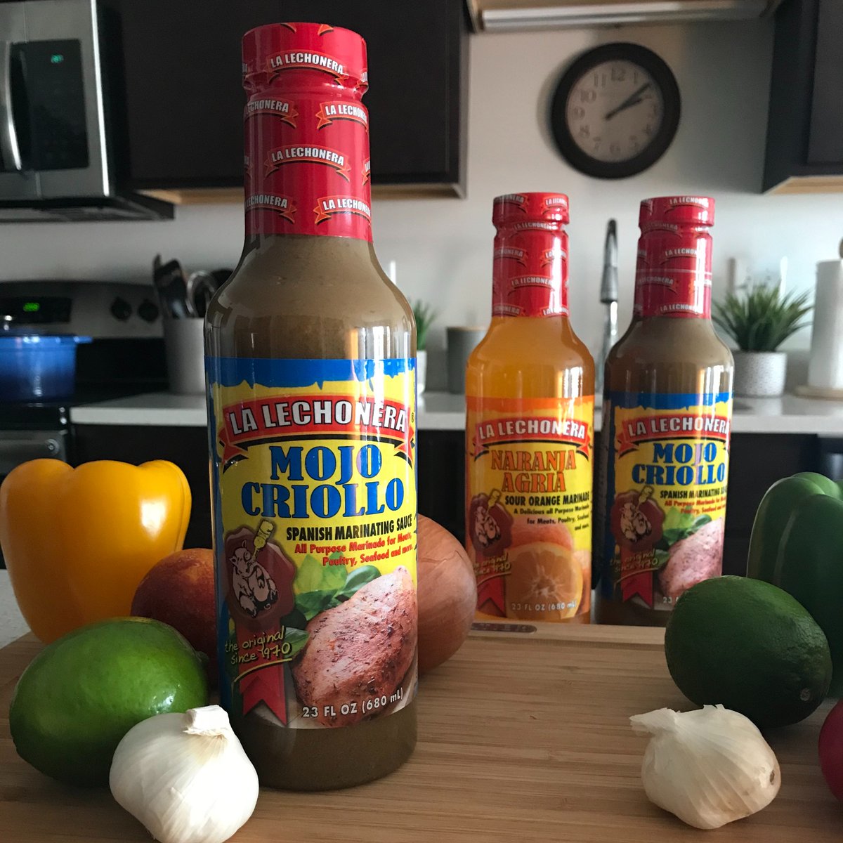 #MagicalMojo on deck! What's getting a flavor upgrade in your kitchen tonight?

#magicalmojo #obeythepig #mojocriollo #lalechonera
