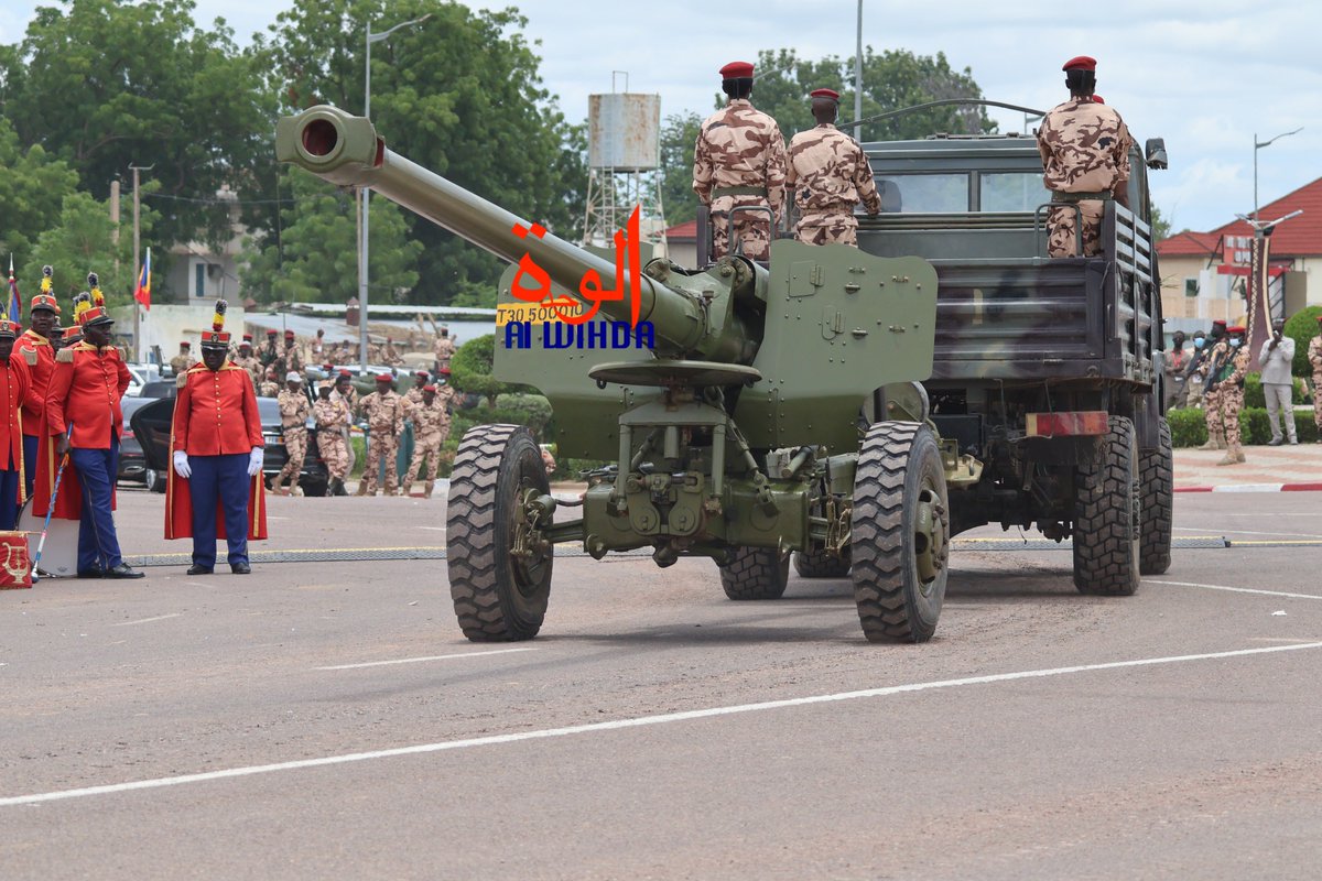 alwihdainfo's tweet photo. Revivons en images la démonstration des équipements de longue portée  des forces de défense et de sécurité à l’occasion du 65ᵉ anniversaire de l’indépendance du #Tchad. https://t.co/jptNjATFY2