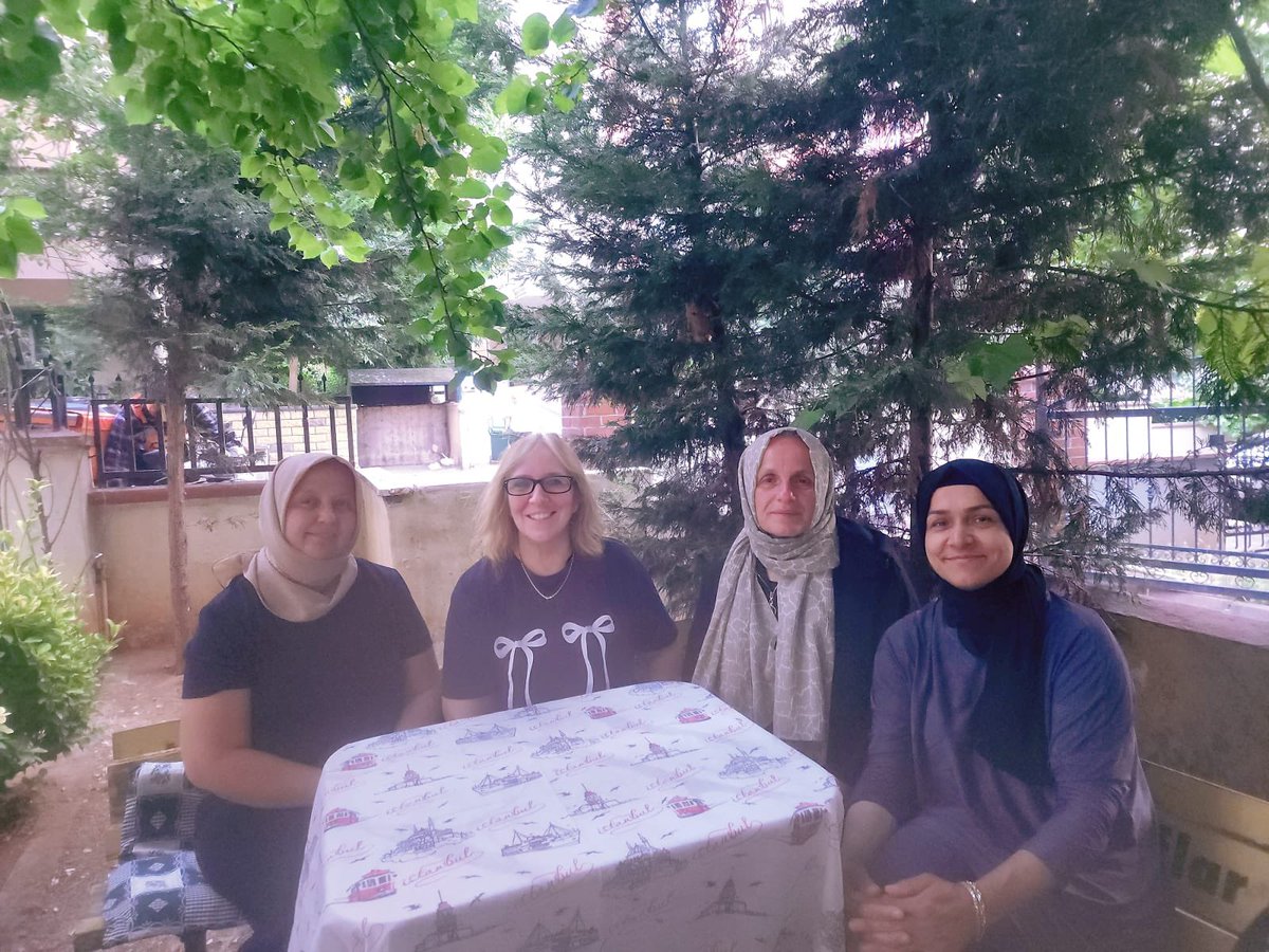 akkadinkadikoy's tweet photo. AK Parti Kadıköy Sahrayıcedit mahalle Başkanları toplantısı yapılmıştır. https://t.co/FFnmC8EpIU