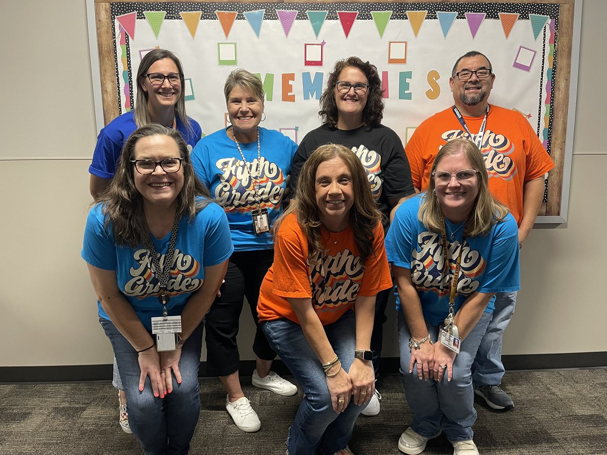 psharon5's tweet photo. Ready to start year 25 with my amazing 5th grade team. @CopelandCFISD #ColtsCARE https://t.co/5JxmmtLQrP