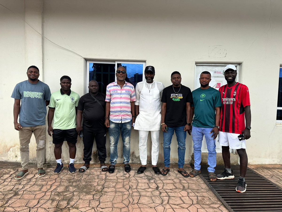 edostate_fa's tweet photo. OFFICIAL PRESS RELEASE
Edo State Football Association

Earlier today, the Edo State Football Association (Edo FA) received a courtesy visit from the Edo Grassroot Football Coaches Association, organizers of the proposed Edo Conference League. https://t.co/x7AY95mFqy