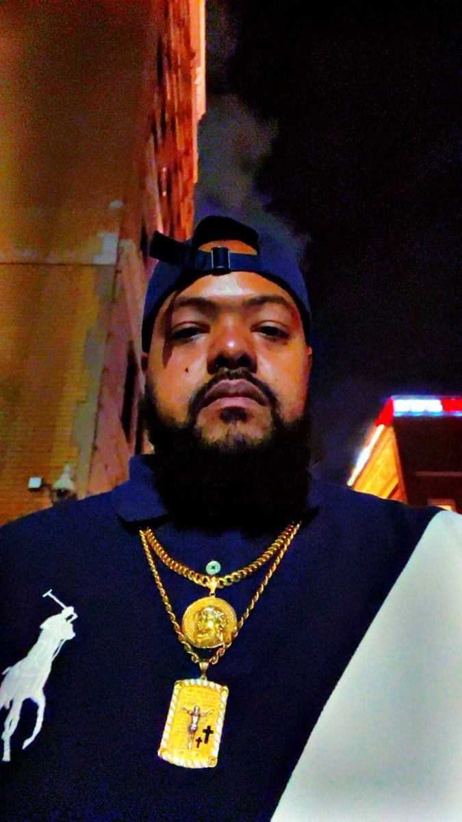 RbeDeethedon's tweet photo. Wat up doe https://t.co/mkICPyd7Zt