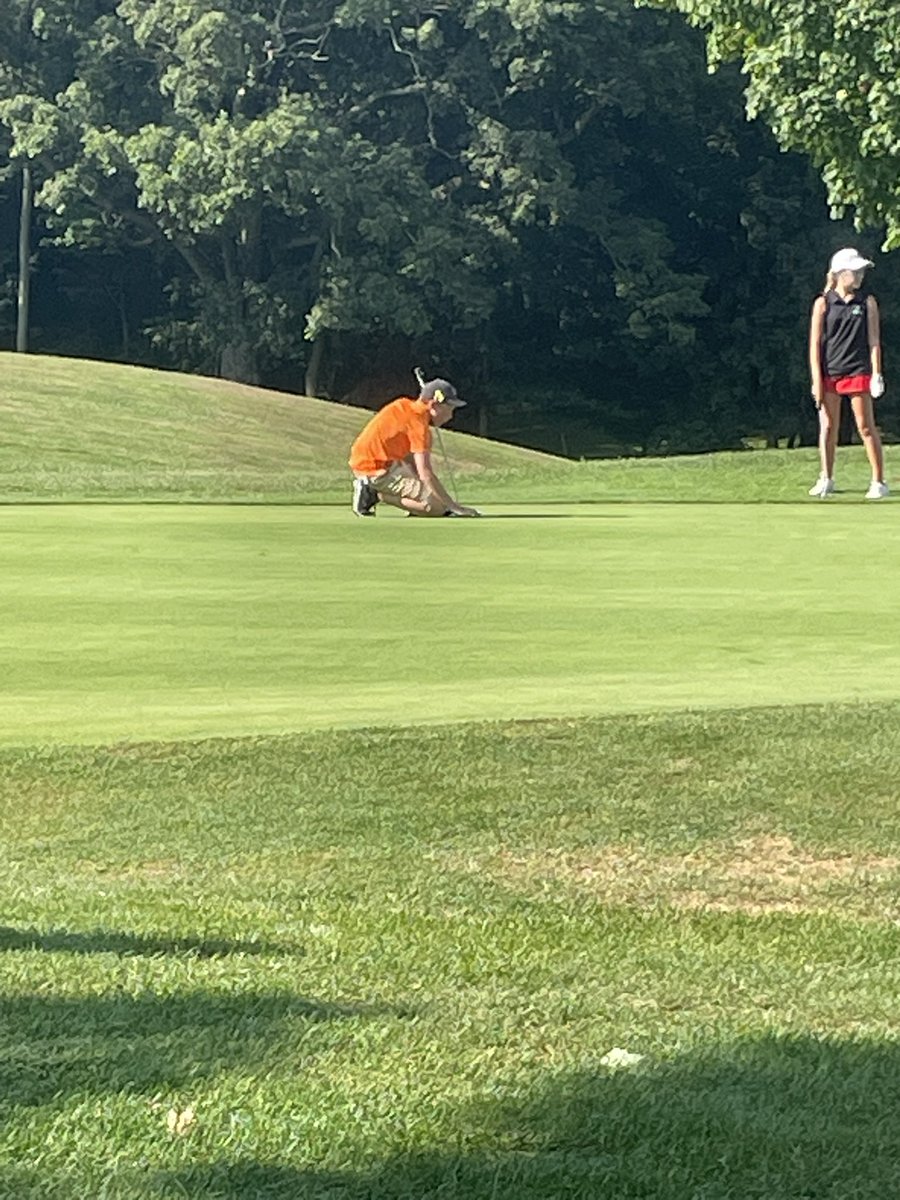 MYSAAGolf's tweet photo. Steven Studer eyeing up a birdie putt on #2. https://t.co/VW3xBTGfeo