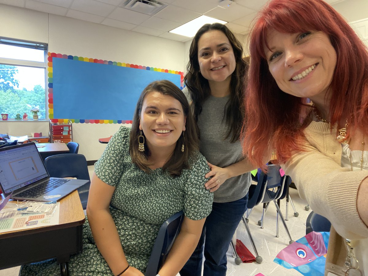 Mrs.Howell tweet media