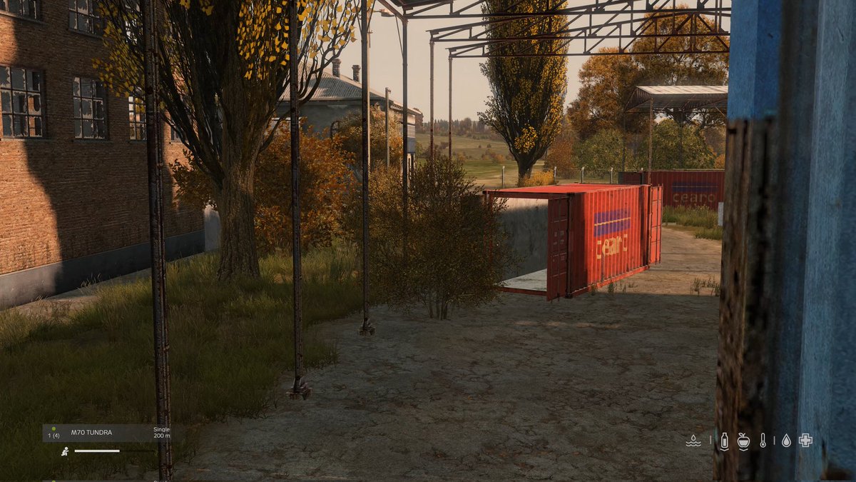 Digiblast2's tweet image. What a crazy spot, killed one guy in the red container and the 2nd guy walks under me and take a .308 like a champ!